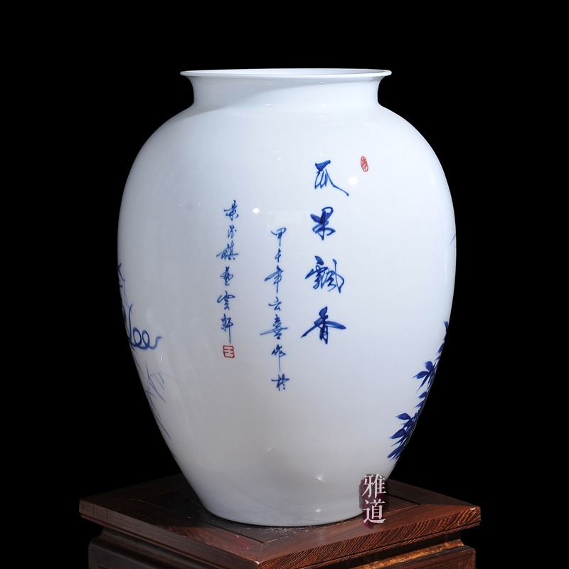 王云喜青花瓷瓜果飄香工藝品花瓶擺件-題字